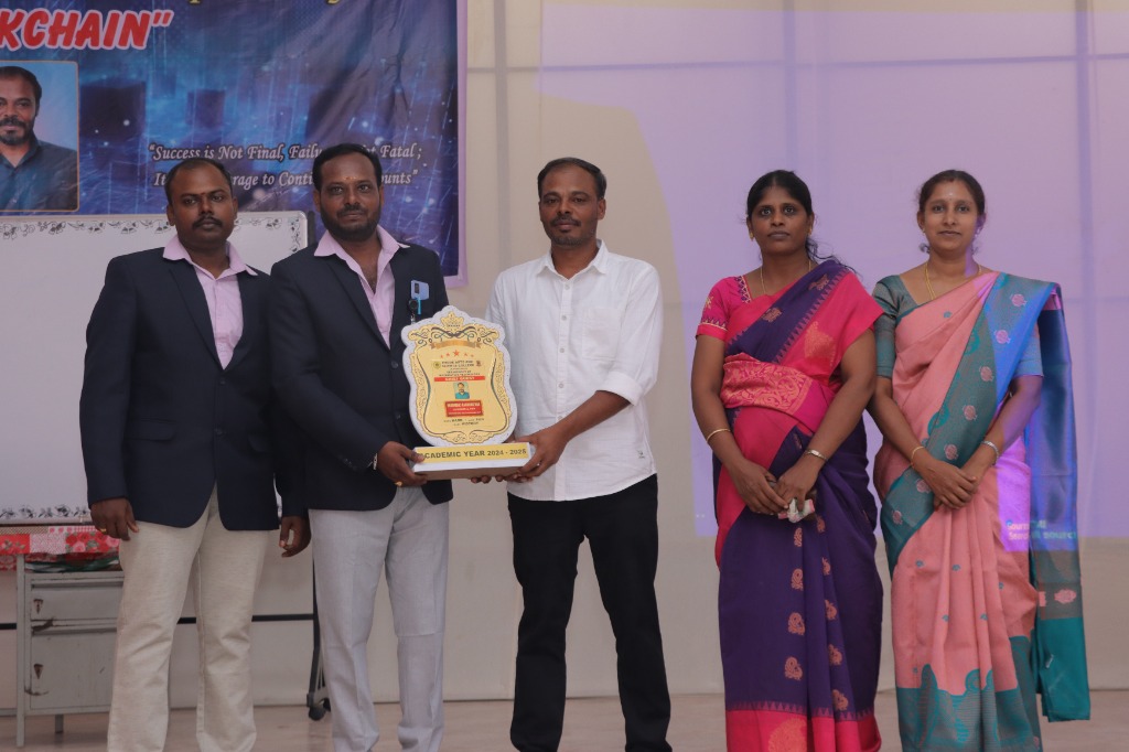Blockchain Workshop Memento & Award Presentation